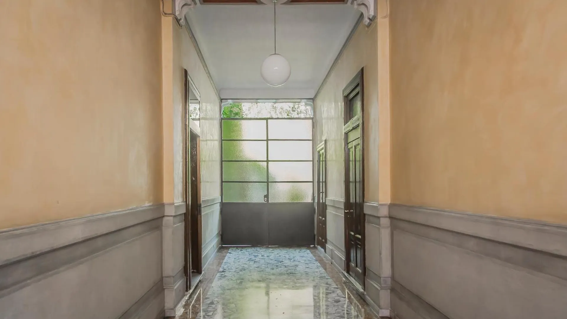 Brera Apartments In Porta Romana Milan