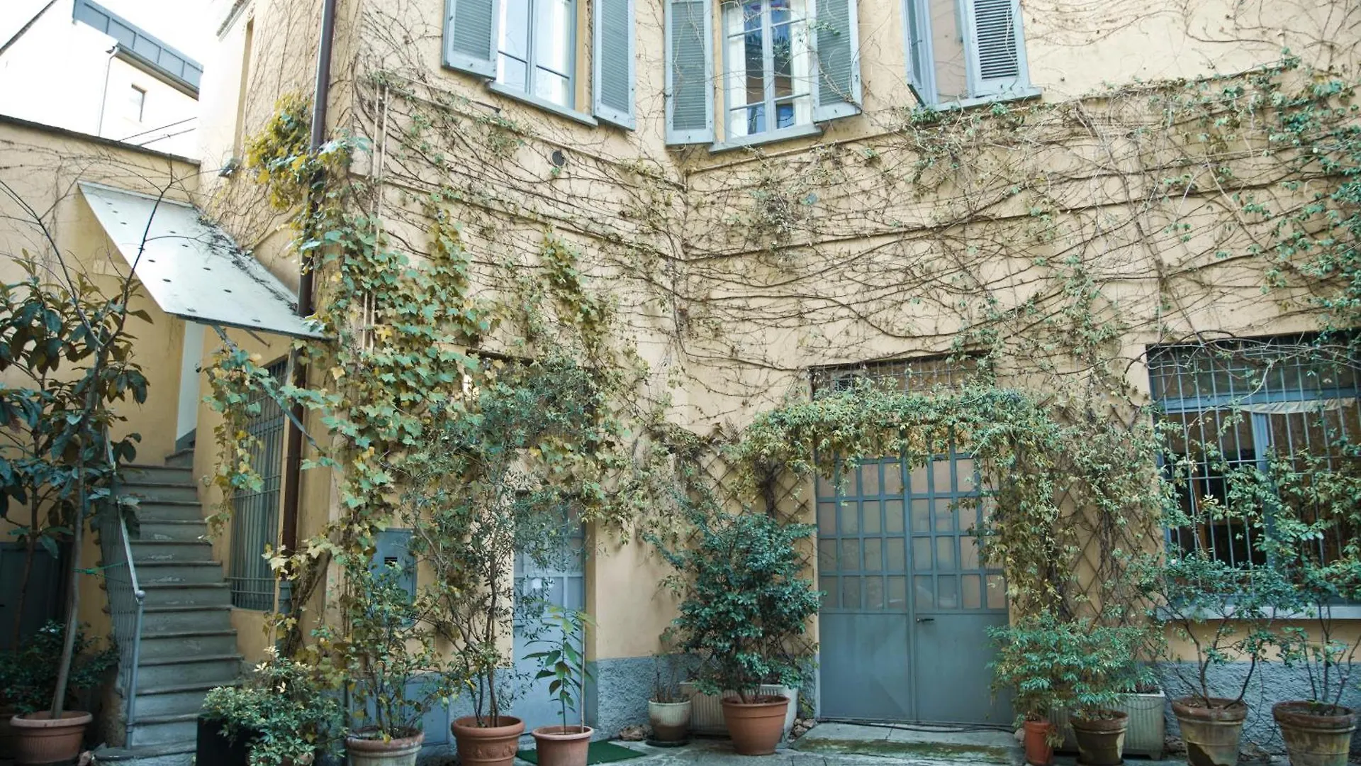 Brera Apartments In Porta Romana Milan